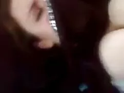 Chica asiática Aya P ...